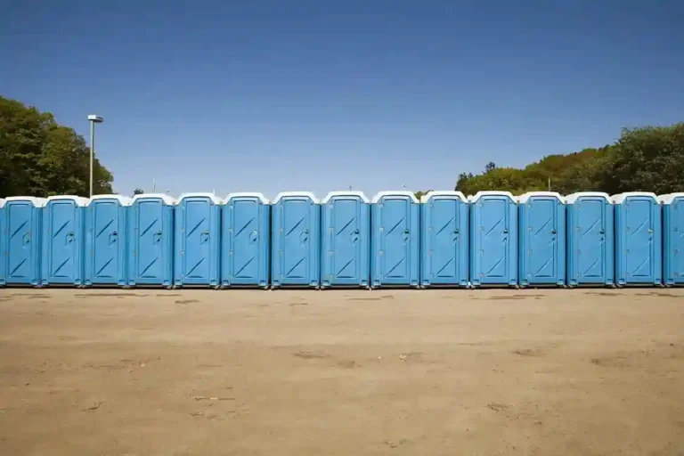 portable toilets manufacturers